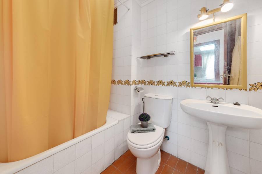 Venta - Apartamento - Puerto - Torrevieja