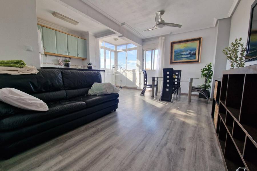 Apartment - Sale - Nueva Torrevieja - Torrevieja