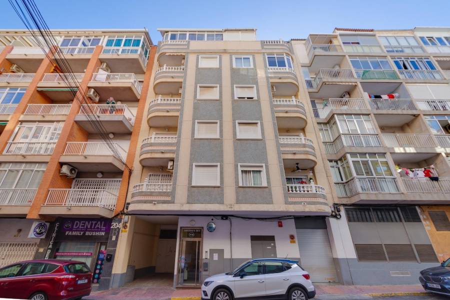 Venta - Apartamento - Playa del Cura - Torrevieja