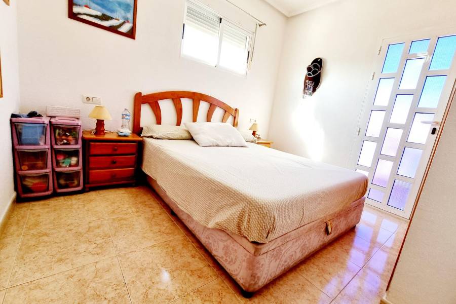 Sale - Villa - San luis - Torrevieja