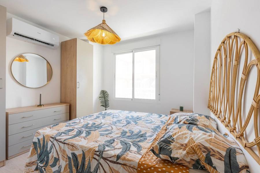 Vente - Appartement de ville - Playa de los Naufragos - Torrevieja