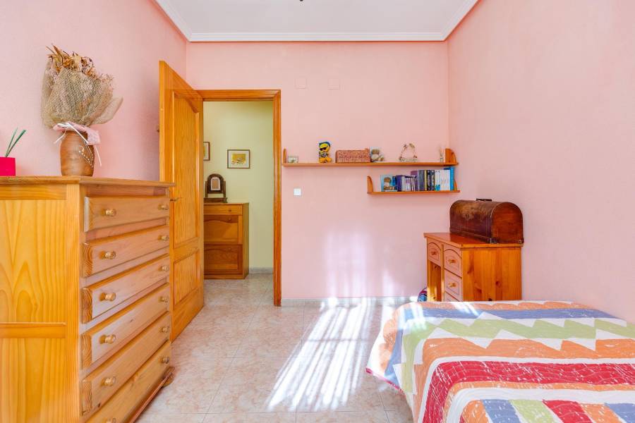 Vente - Maison mitoyenne - Aguas nuevas 2 - Torrevieja