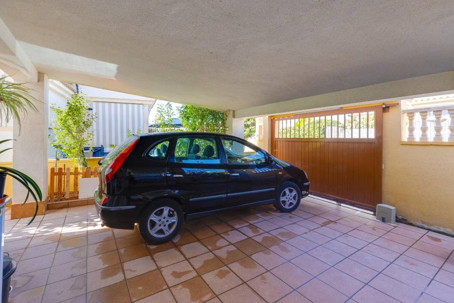 Vente - Maison mitoyenne - Aguas nuevas 2 - Torrevieja