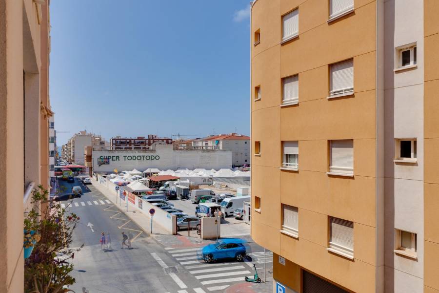 Venta - Apartamento - Estacion de autobuses - Torrevieja