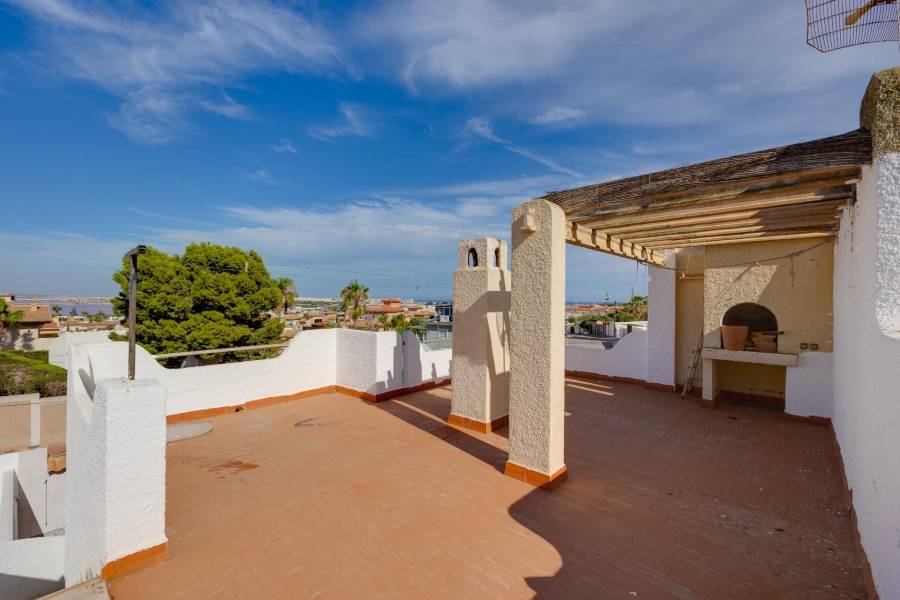 Venta - Chalet - Los balcones - Torrevieja