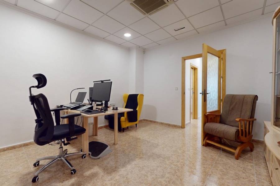 Sale - Office - Playa de los Naufragos - Torrevieja