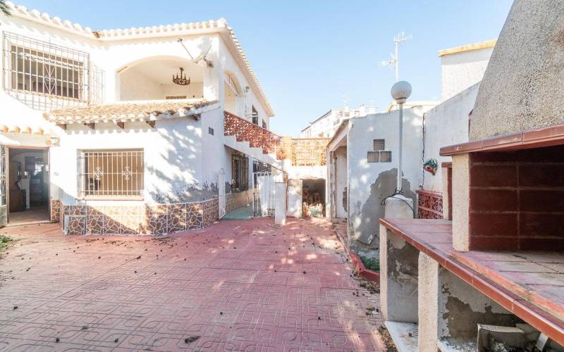 Chalet - Venta - Punta Prima - Orihuela Costa