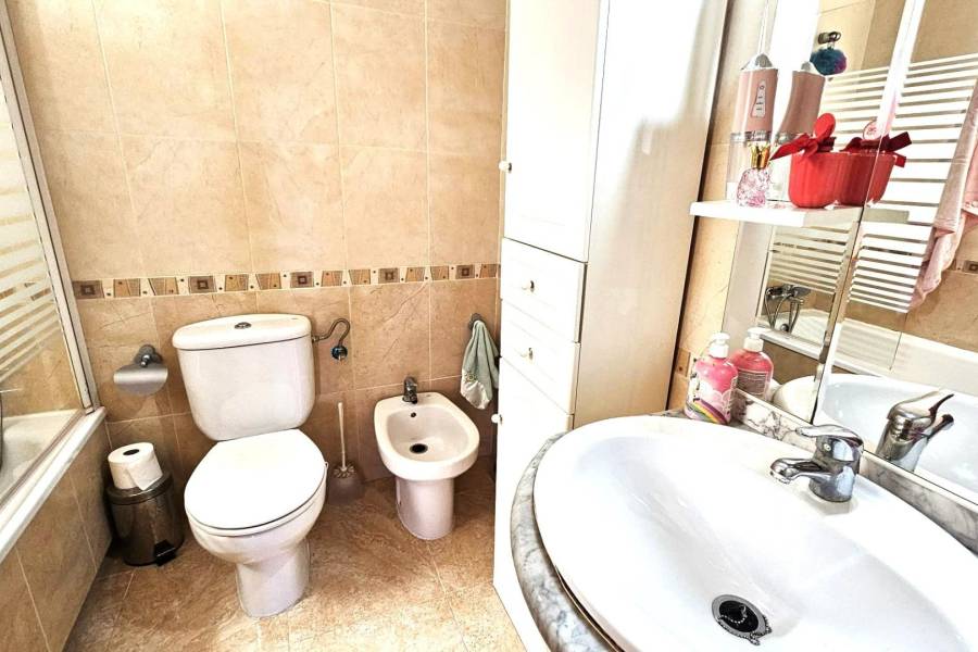 Sale - Terraced house - Sector 25 - Torrevieja