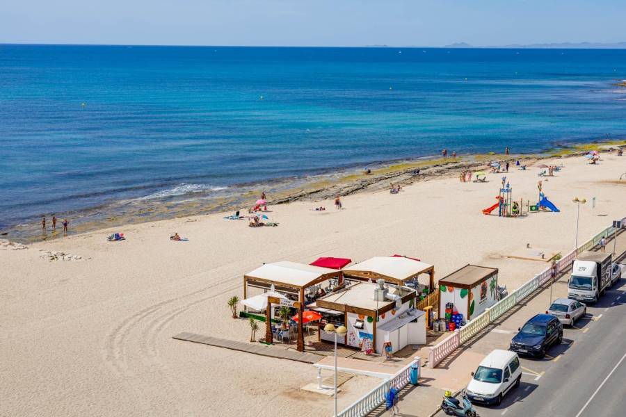 Sale - Apartment - Playa de los locos - Torrevieja