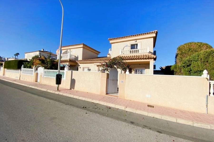 Terraced house - Sale - Los altos - Torrevieja