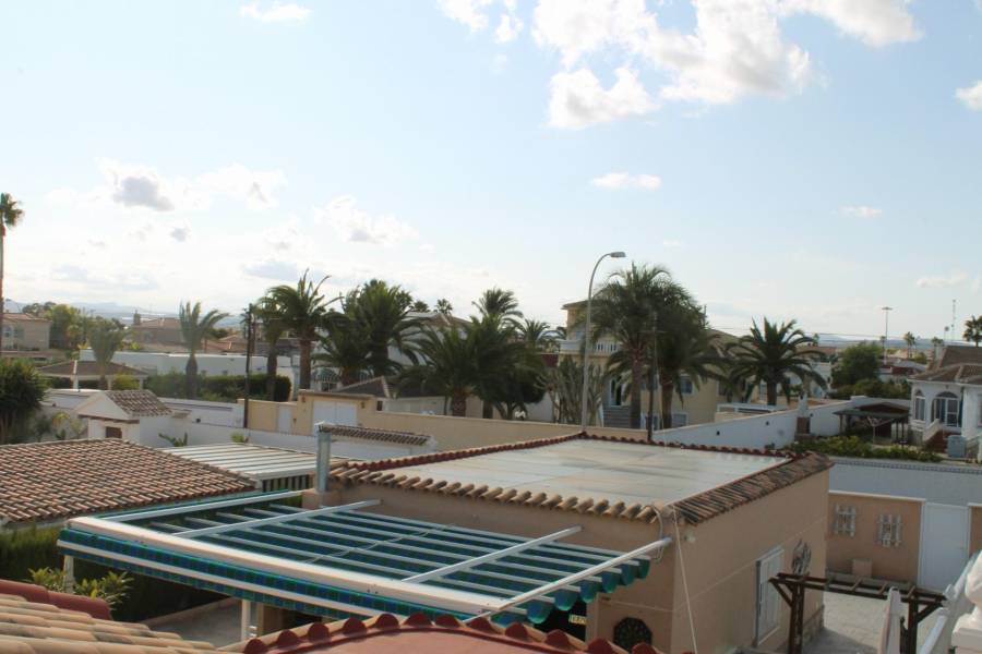 Sale - Villa - San luis - Torrevieja