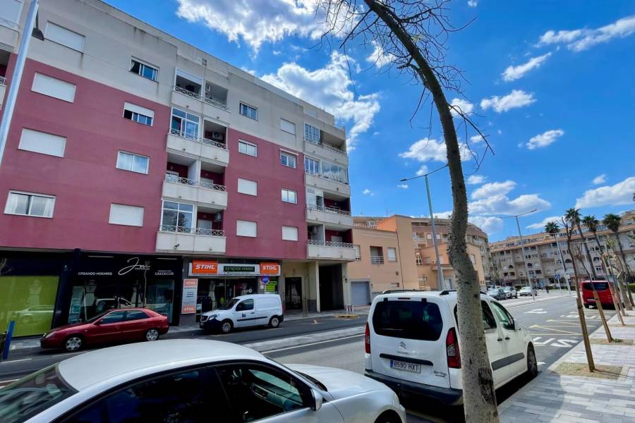 Sale - Flat - Centro - Torrevieja