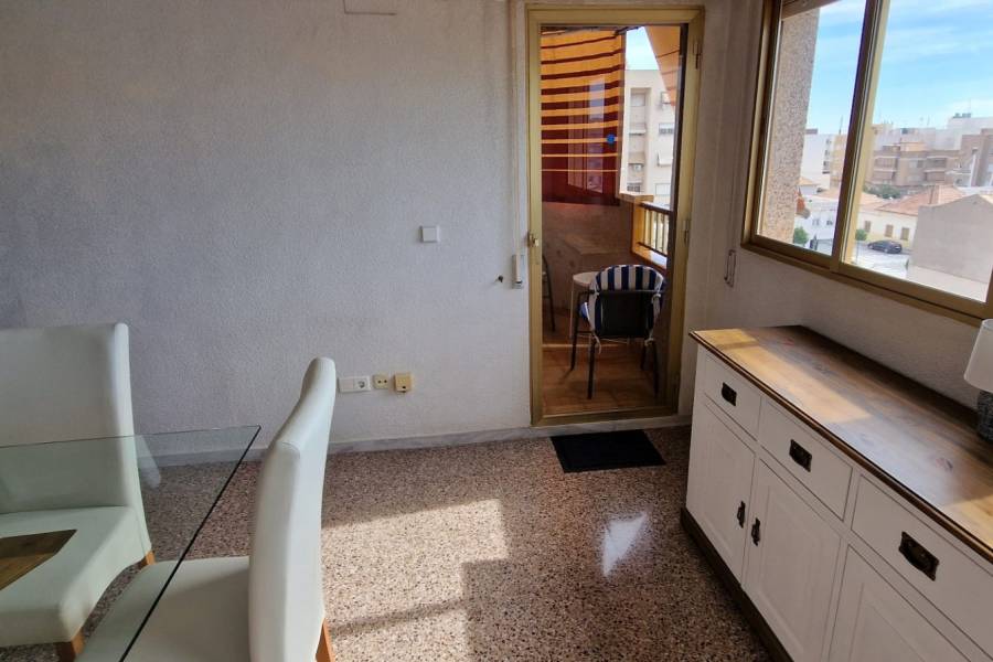 Venta - Apartamento - Centro - Torrellano