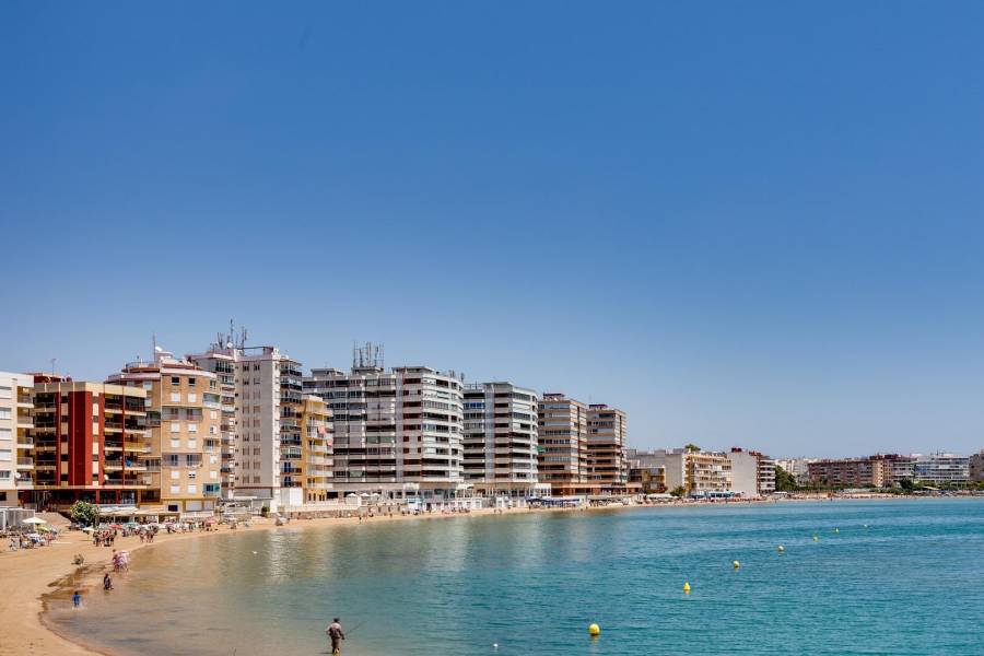 Sale - Apartment - Parque las naciones - Torrevieja