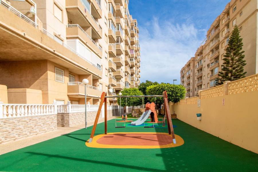 Sale - Apartment - Nueva Torrevieja - Torrevieja