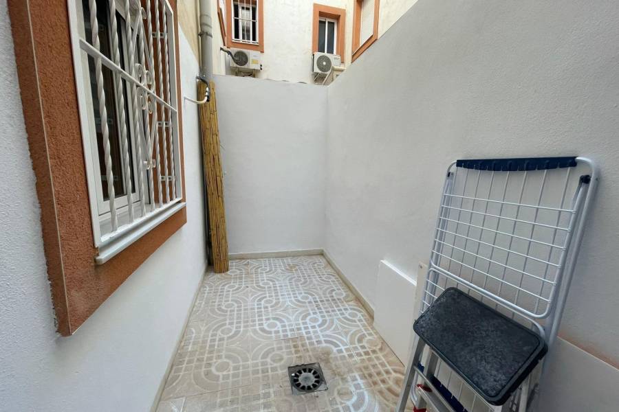 Sale - Ground floor apartment - La Zenia - Orihuela Costa