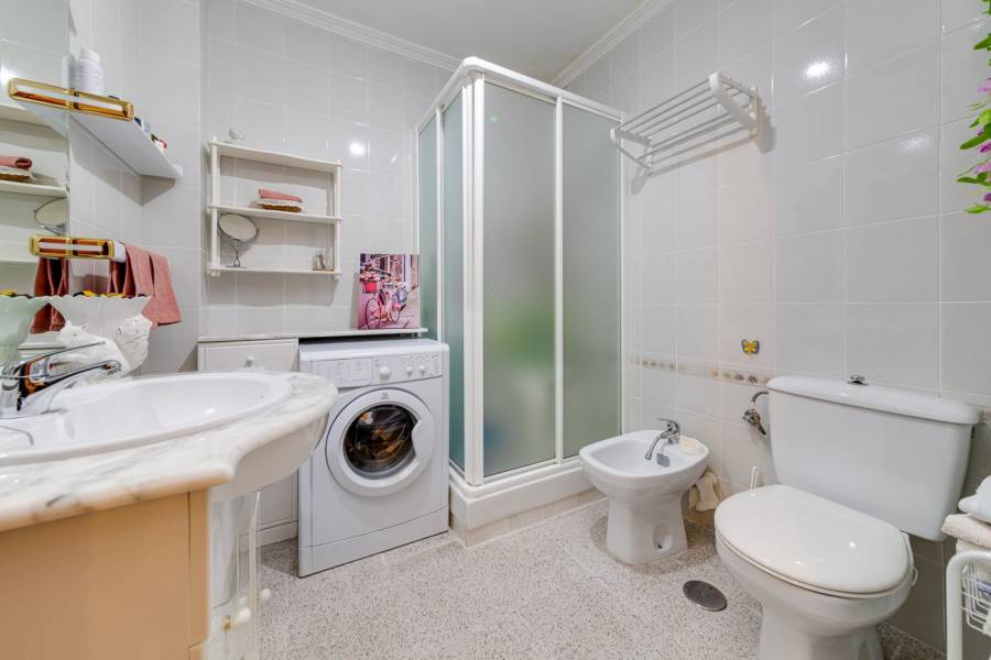 Venta - Apartamento - Playa de los Naufragos - Torrevieja