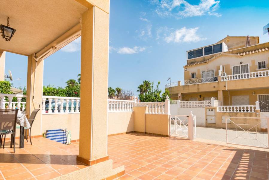 Vente - Bungalow Étage Bas - Torretas - Torrevieja