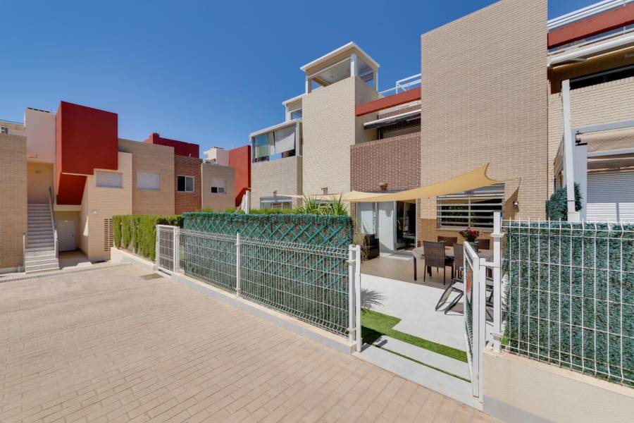 Venta - Bungalow Planta Baja - Sector 25 - Torrevieja