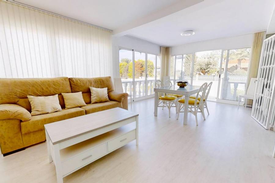 Venta - Villa - Lago jardin - Torrevieja