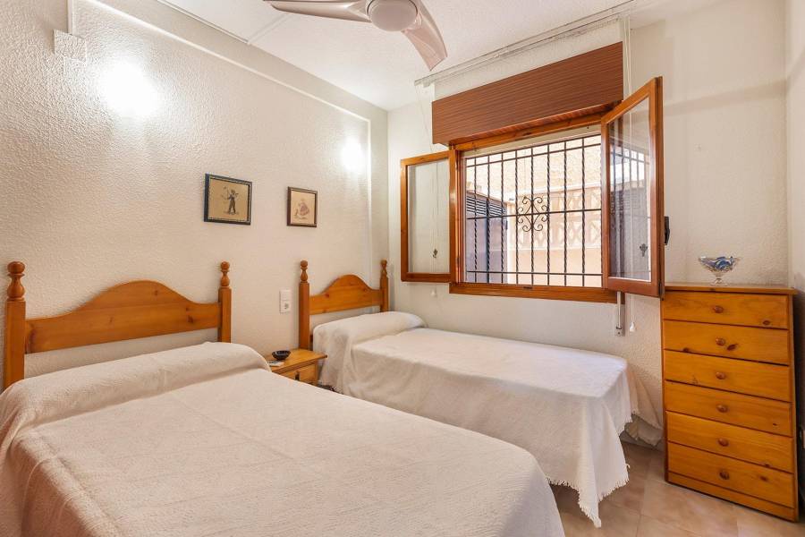 Vente - Bungalow Étage Bas - La Mata - Torrevieja