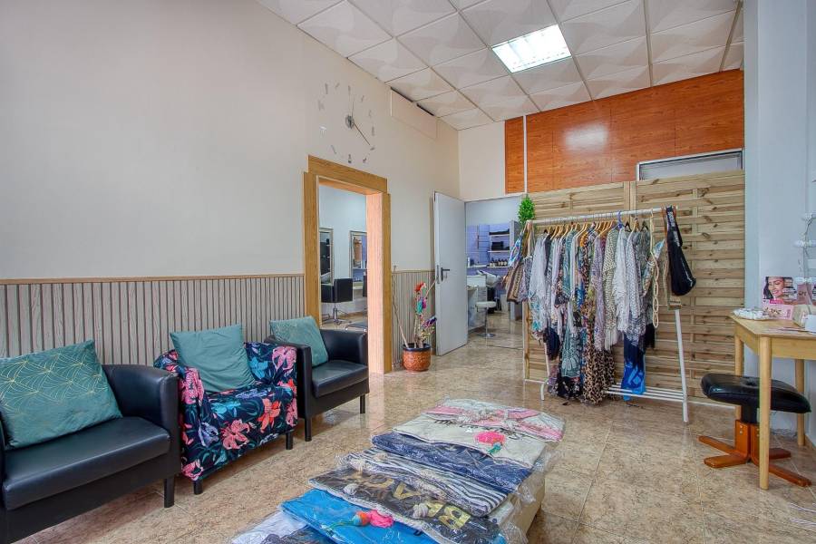 Venta - Local comercial - La Mata - Torrevieja