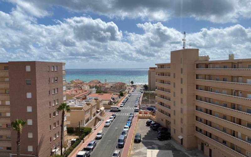 Apartamento - Venta - La Mata - Torrevieja