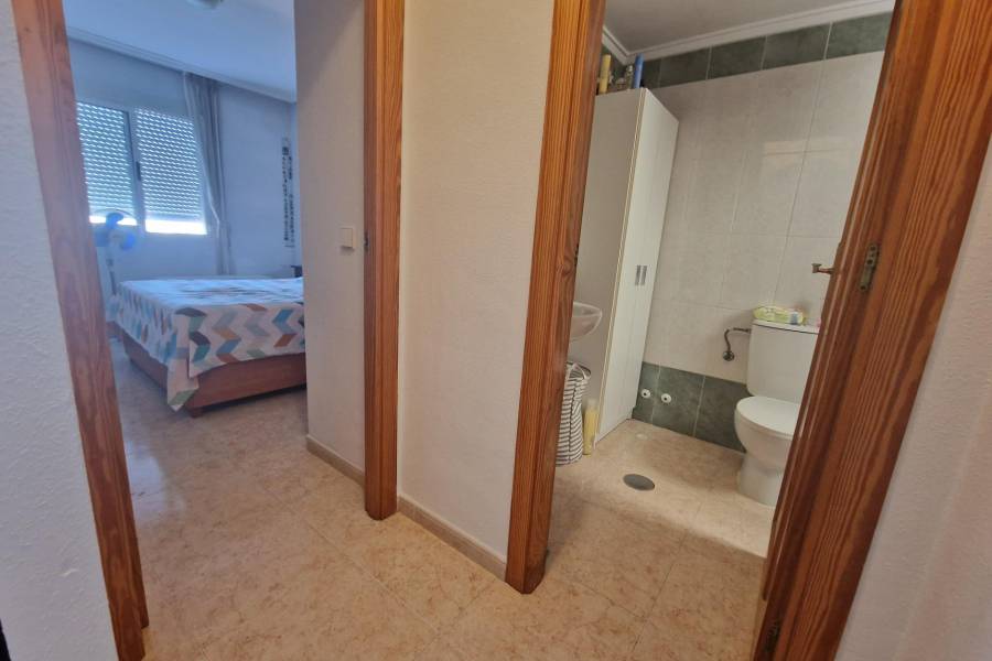 Sale - Apartment - Centro - Torrevieja