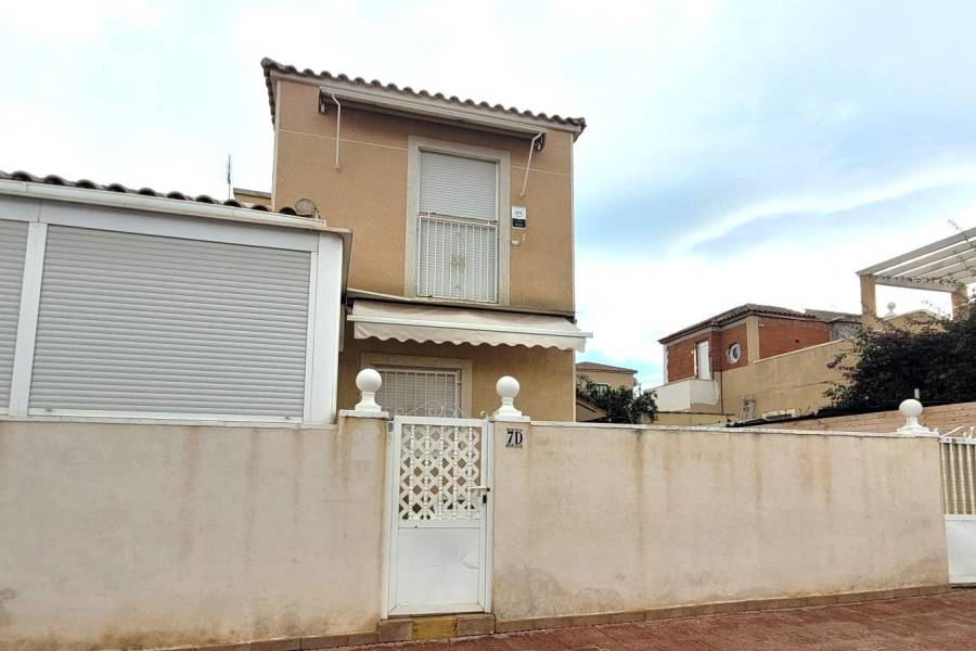 Sale - Terraced house - Parque de las Naciones - Torrevieja