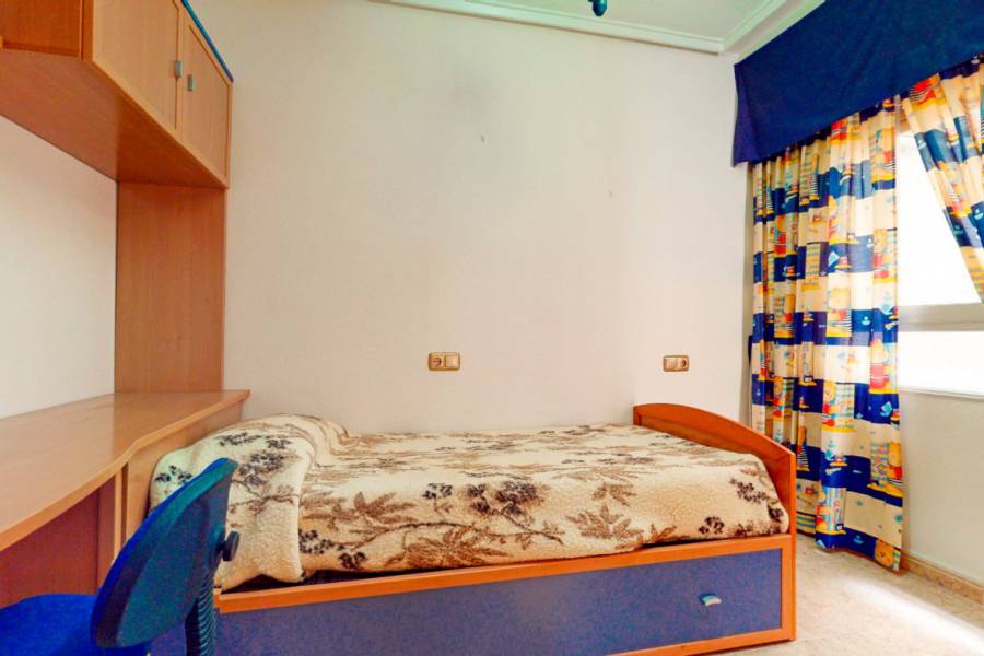 Sale - Flat - CENTRO - Bigastro