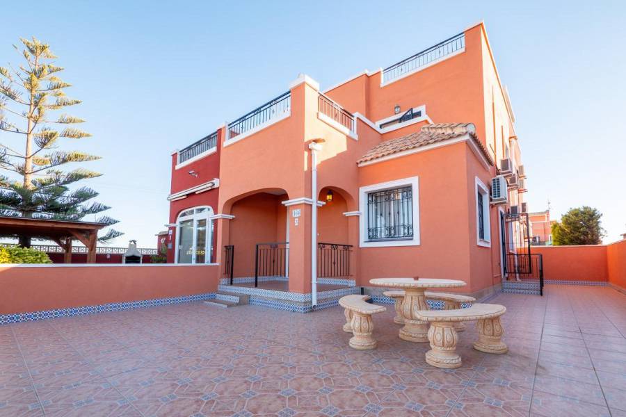 Terraced house - Sale - La herrada - Los Montesinos