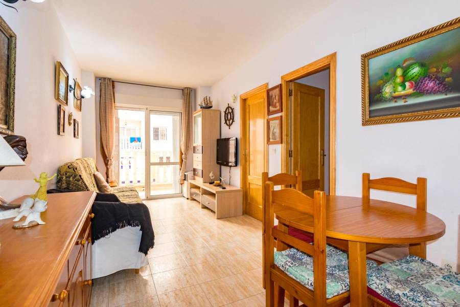 Venta - Apartamento - Estacion de autobuses - Torrevieja