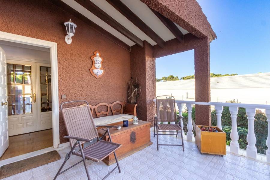 Venta - Villa - Los balcones - Torrevieja