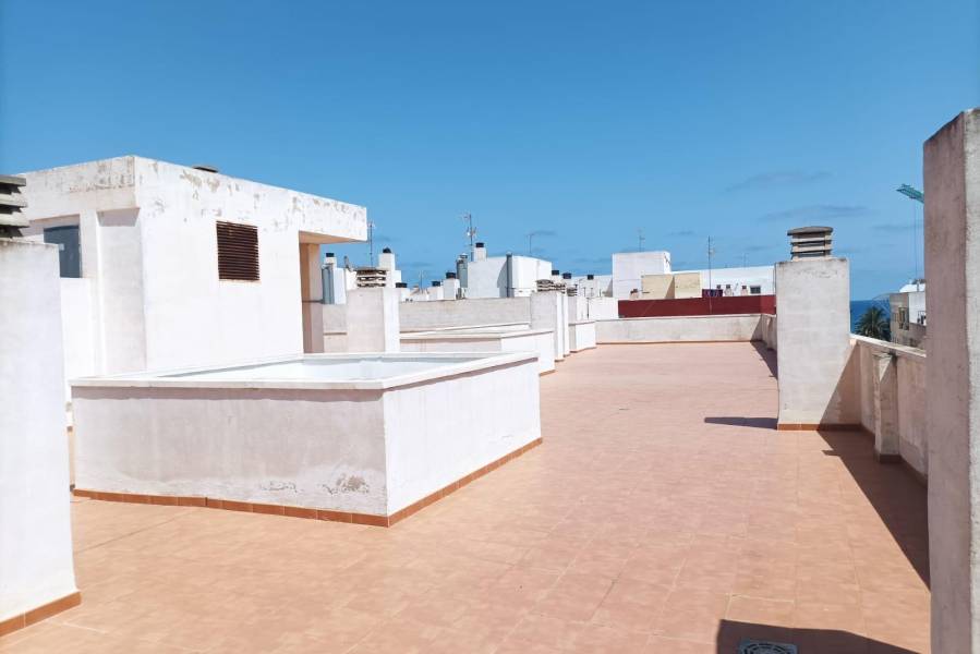 Sale - Apartment - Playa de los locos - Torrevieja