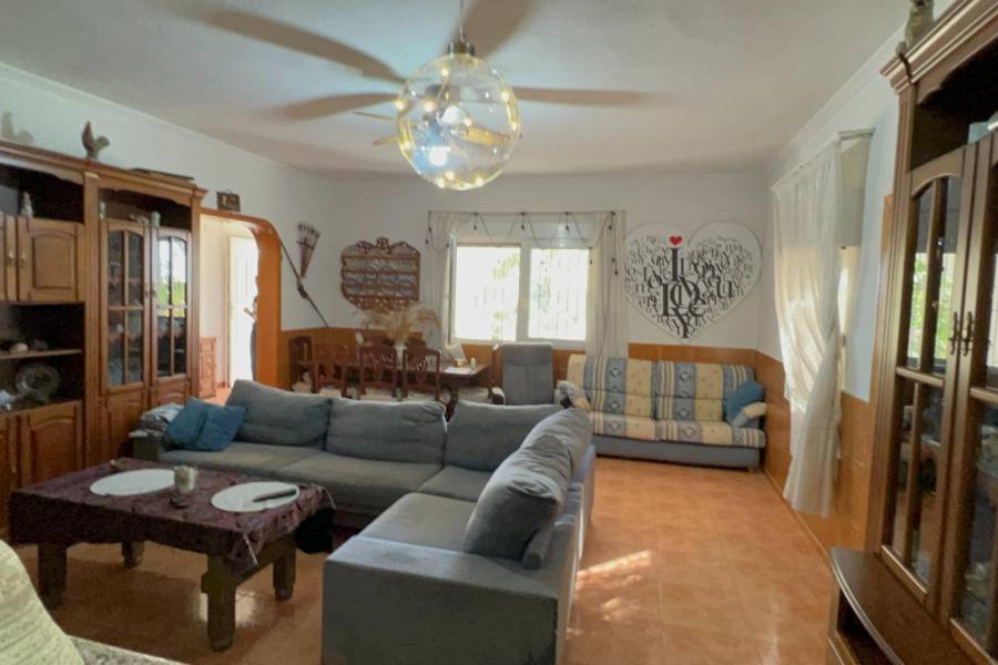 Sale - Single family house - Campoamor - Orihuela Costa