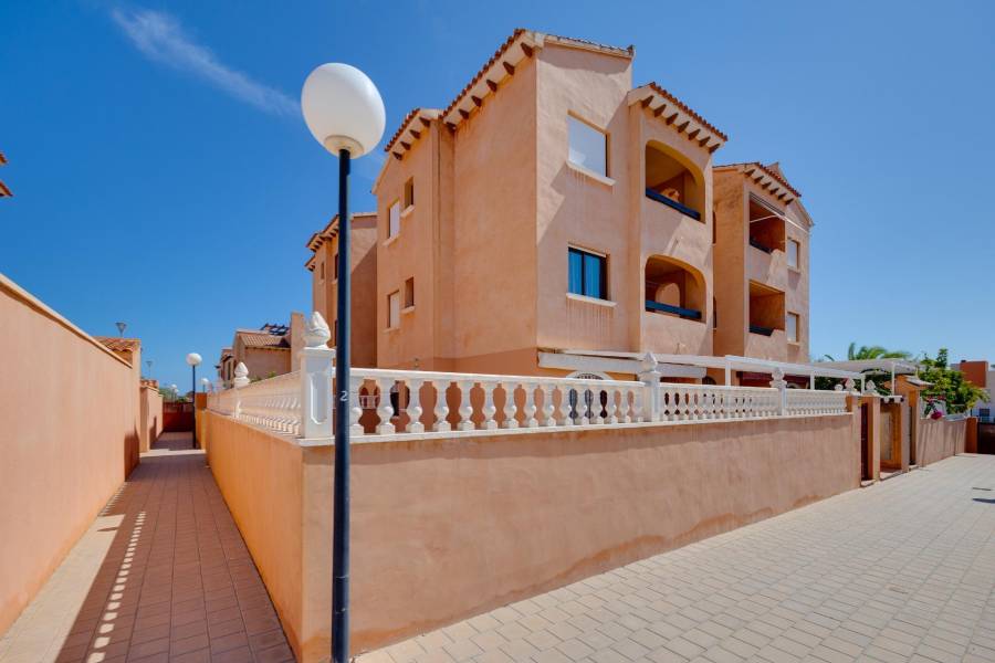 Vente - Bungalow Étage Bas - Torrejón - Torrevieja