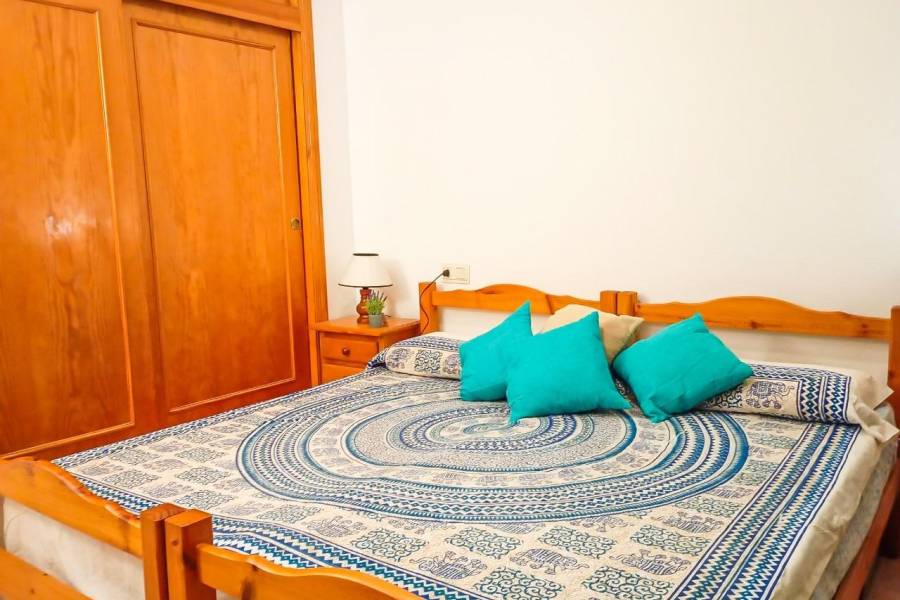 Sale - Apartment - Playa de los Naufragos - Torrevieja