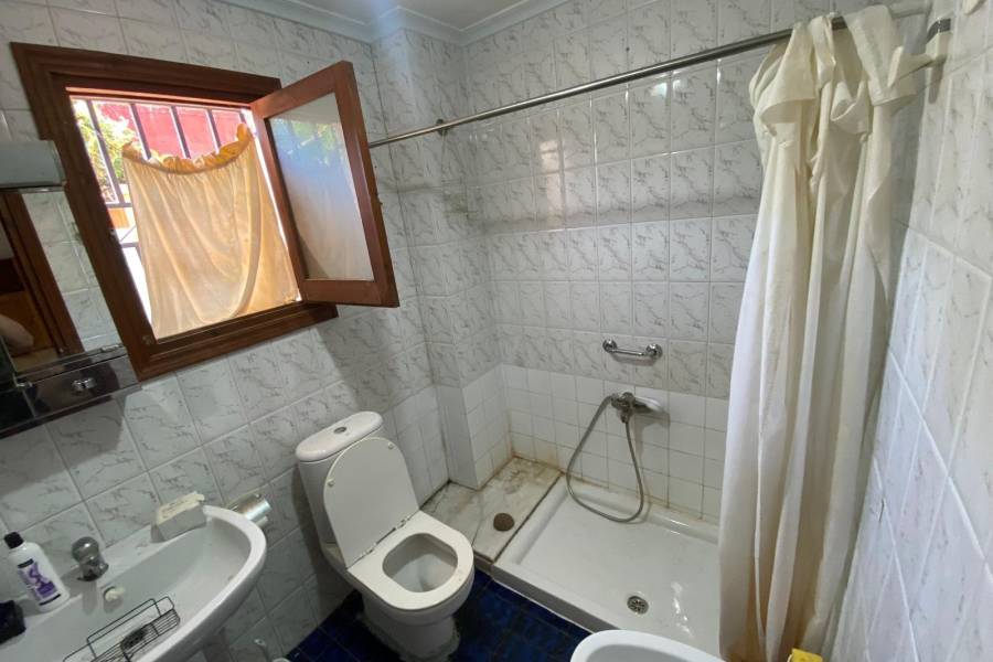 Venta - Bungalow Planta Baja - Nueva Torrevieja - Torrevieja