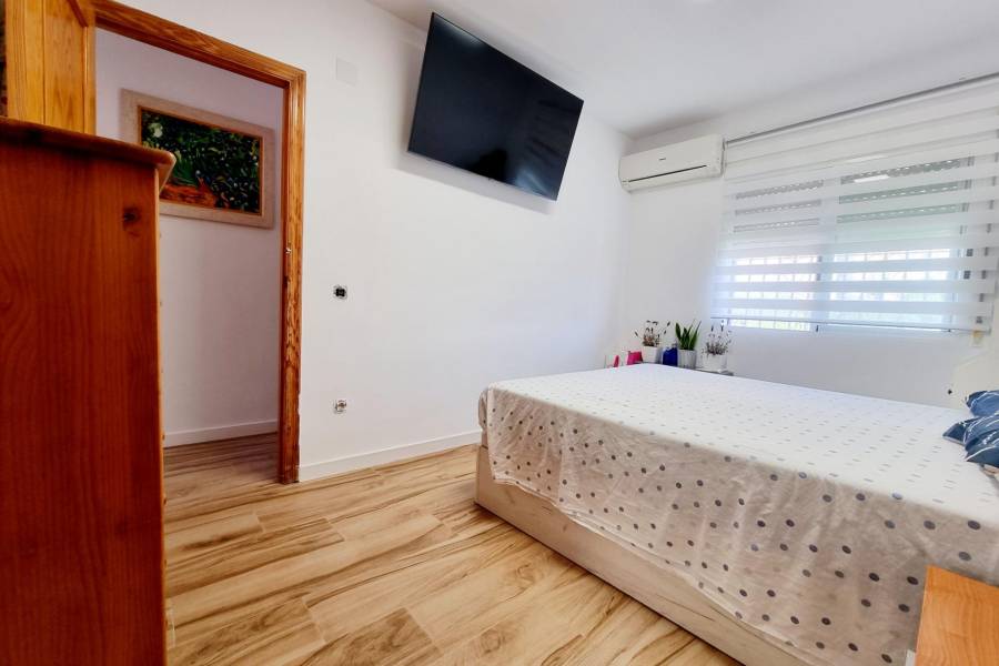 Sale - Villa - San luis - Torrevieja