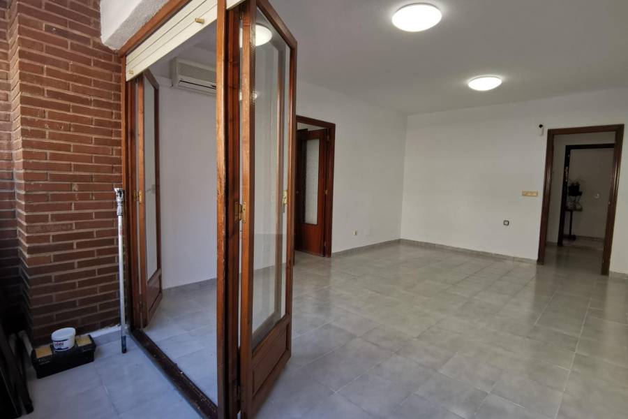 Venta - Apartamento - Estacion de autobuses - Torrevieja