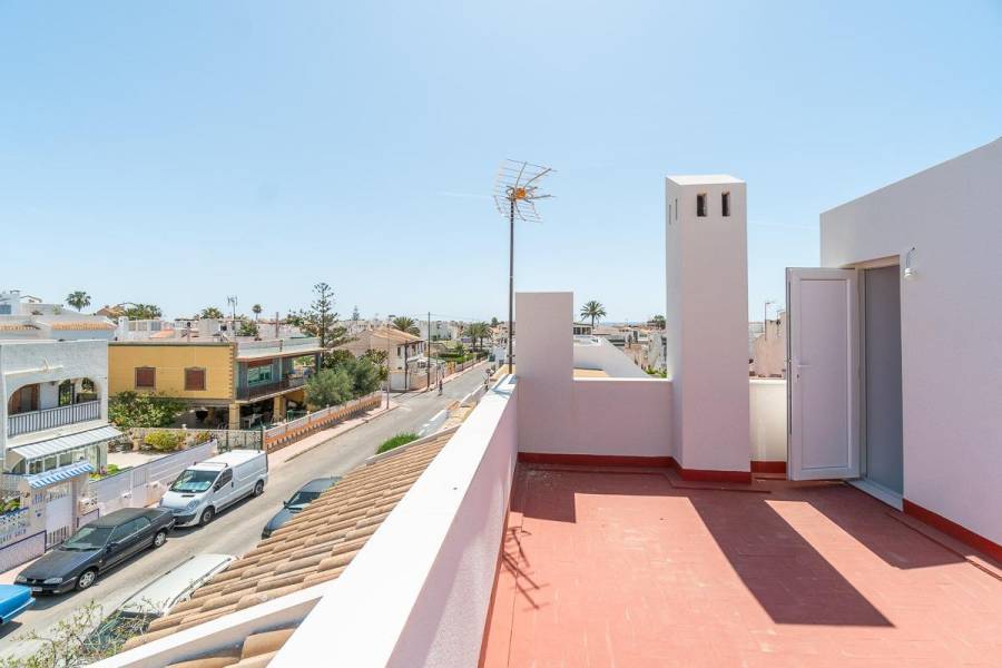 Sale - Duplex - Aguas nuevas 1 - Torrevieja