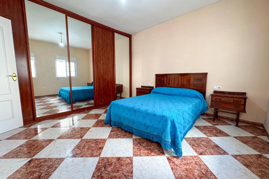 Vente - Appartement de ville - Plaza de toros - Almeria