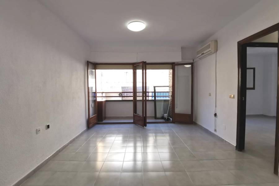 Venta - Apartamento - Estacion de autobuses - Torrevieja