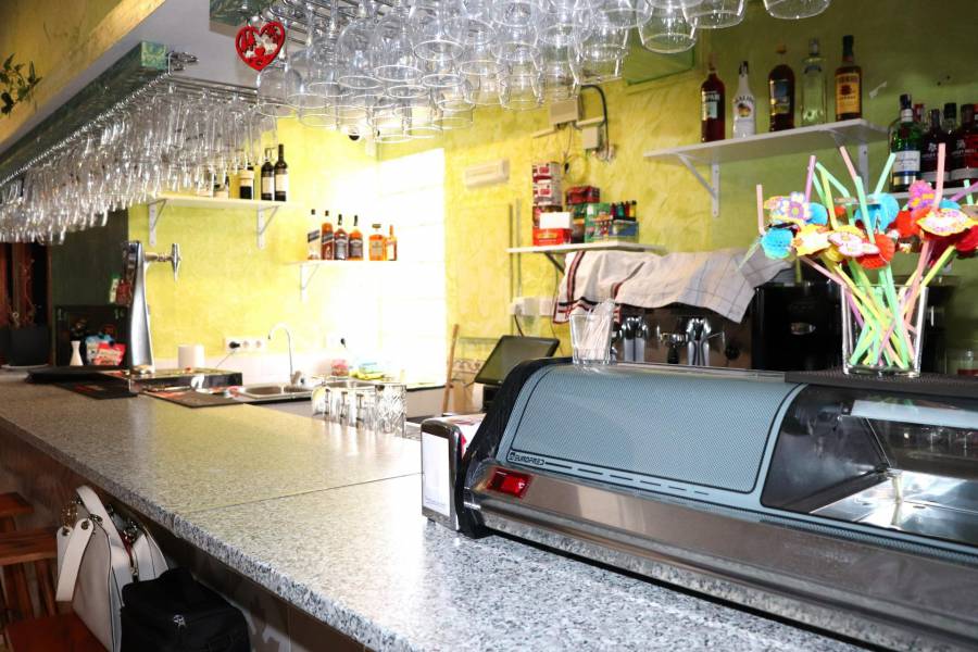 Traspaso - Local comercial - Torretas - Torrevieja