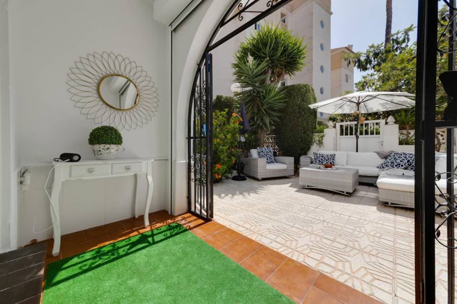 Venta - Casa Tipo Dúplex - Calas blanca - Torrevieja