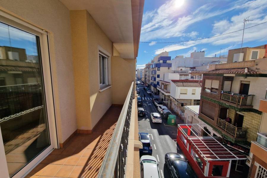 Sale - Apartment - Estacion de autobuses - Torrevieja