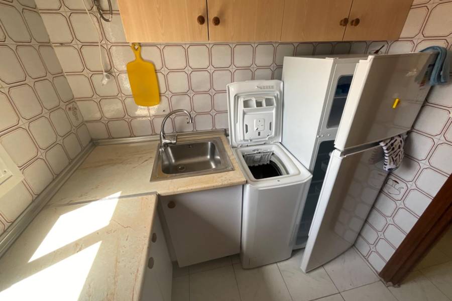 Venta - Apartamento - La Mata - Torrevieja