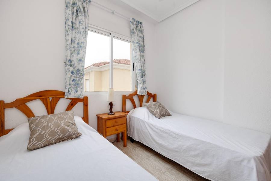 Vente - Bungalow Étage Haut - Aguas nuevas 2 - Torrevieja