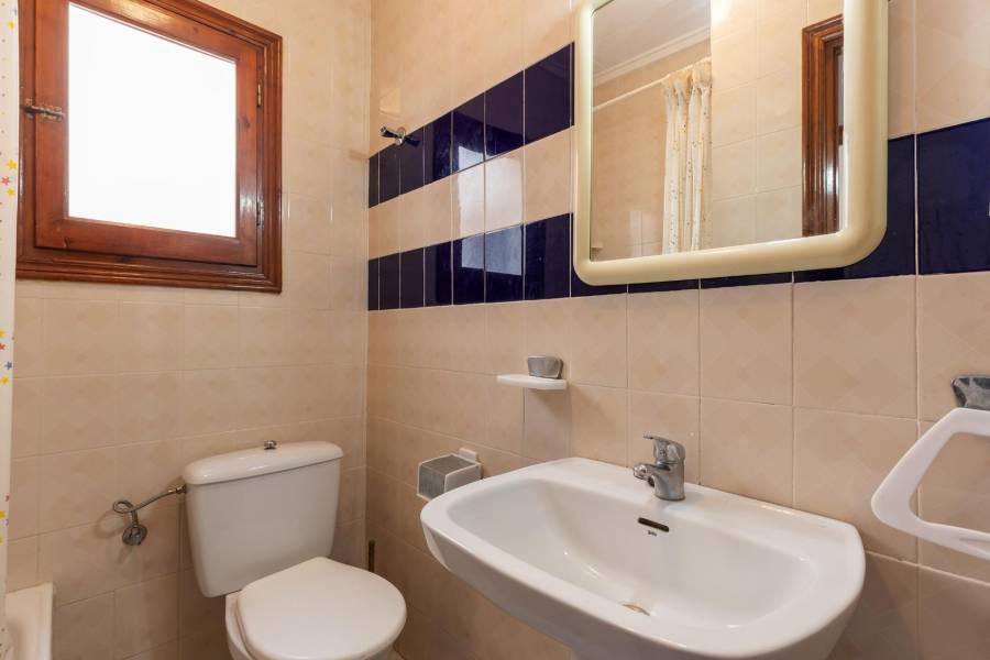 Sale - Bungalow - San luis - Torrevieja