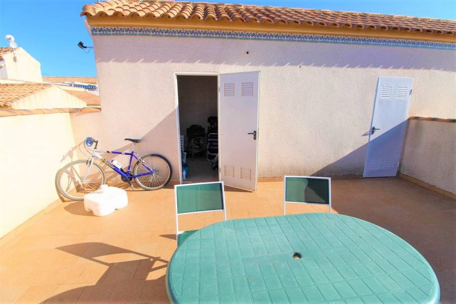 Vente - Bungalow Étage Haut - Punta prima - Torrevieja